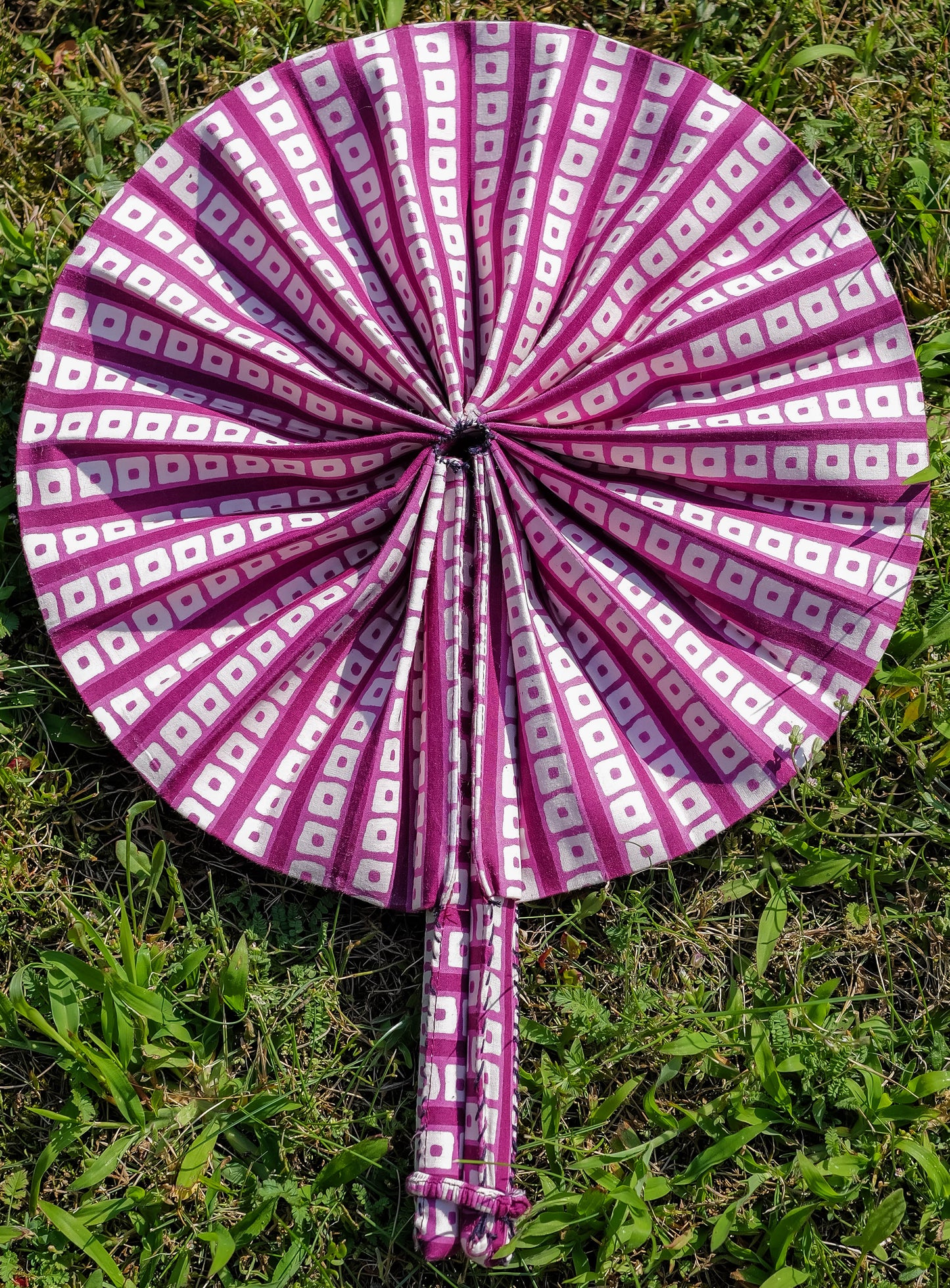 Rundfächer Pink Konfetti