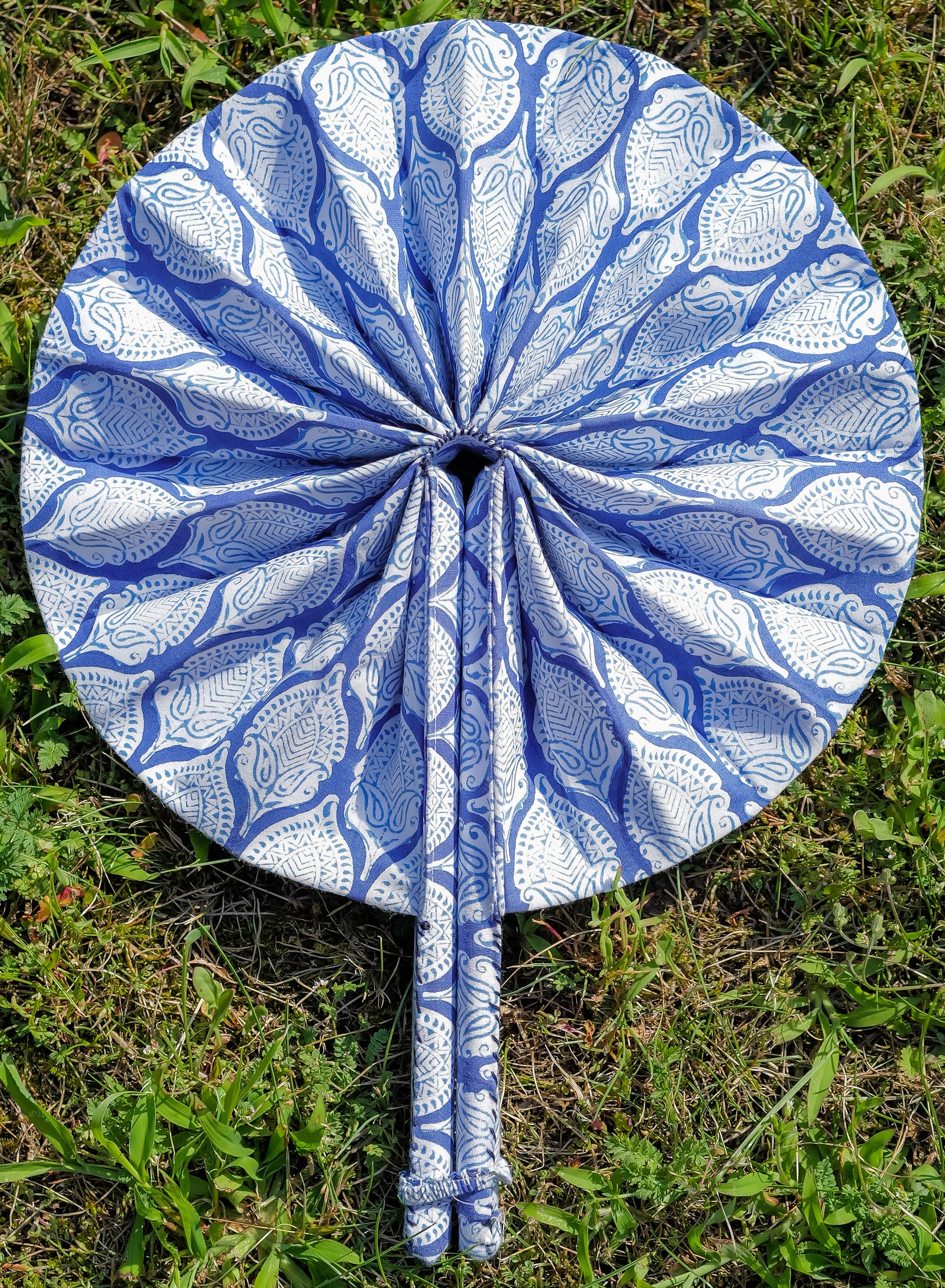 faecher indigobluete