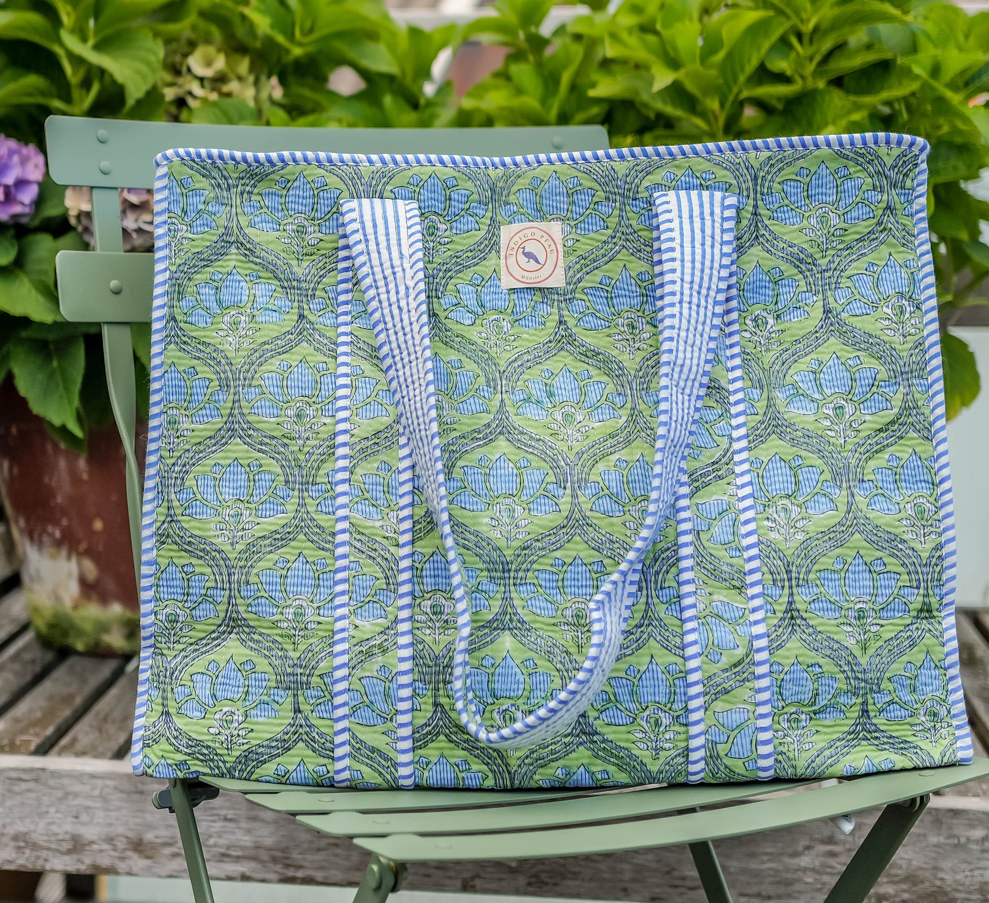 indische Stepptasche Blaue Palme